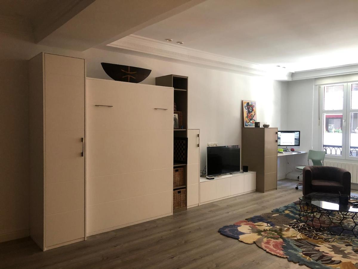 110 M2 Central Apartment In Abando Close To Guggenheim With Parking Bilbao Exterior photo